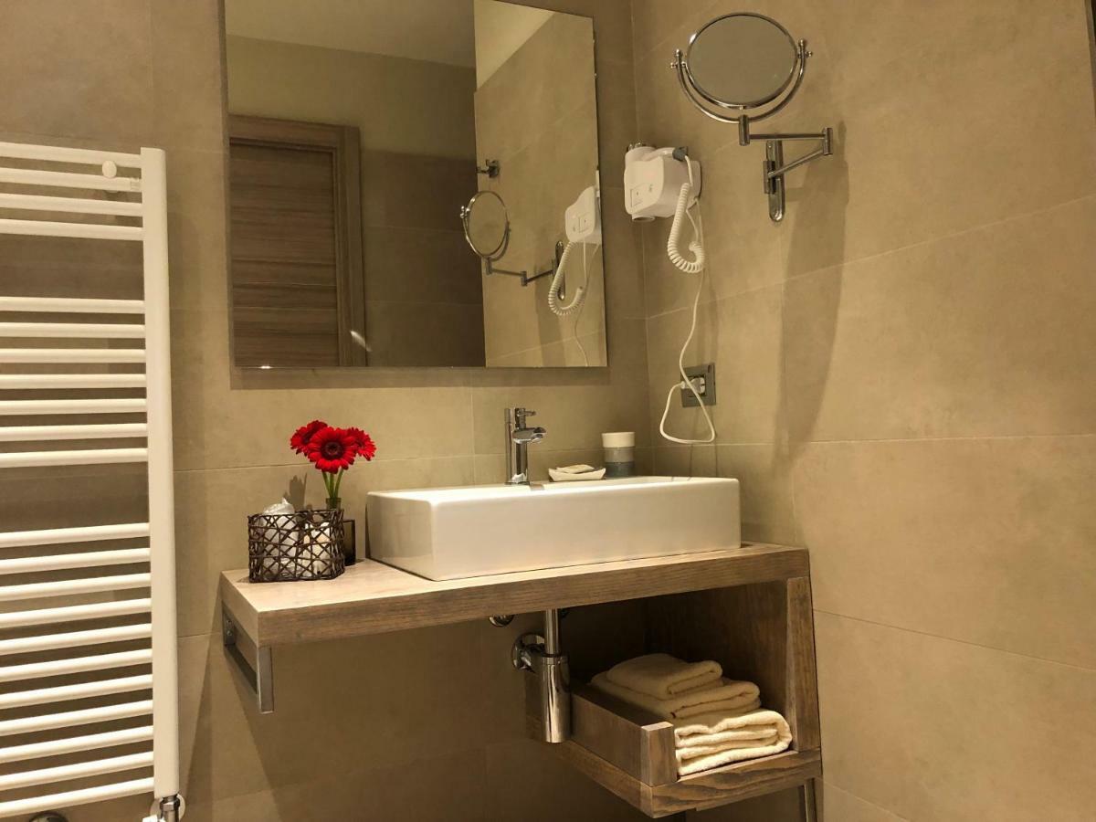 Il Feudo Di Agnadello Hotel Buitenkant foto